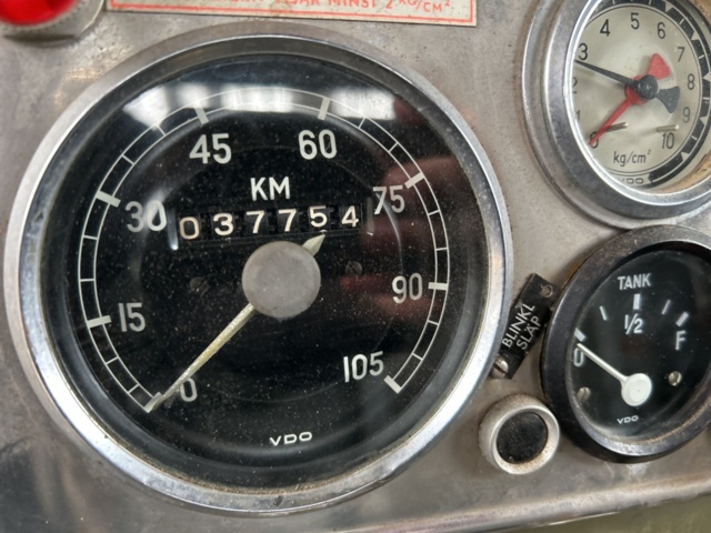 1267794-79 Bärgningslastbil och bogserkärra – Volvo L316442