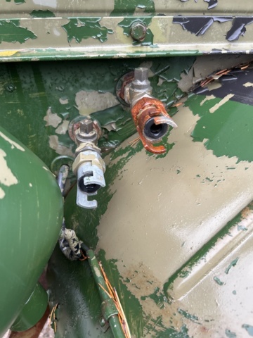 1267794-83 Bärgningslastbil och bogserkärra – Volvo L316442