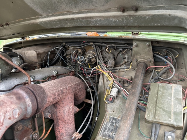 1267794-85 Bärgningslastbil och bogserkärra – Volvo L316442