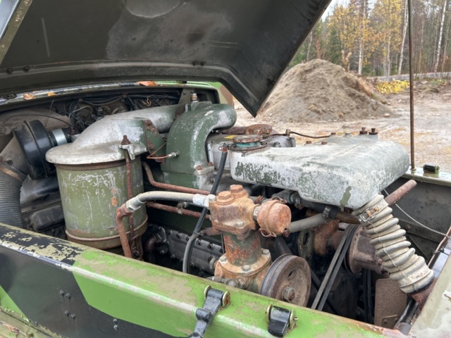 1267794-87 Bärgningslastbil och bogserkärra – Volvo L316442