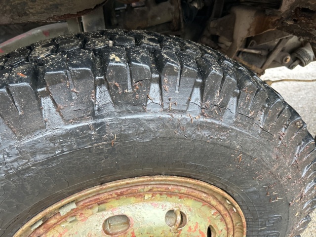 1267794-91 Bärgningslastbil och bogserkärra – Volvo L316442