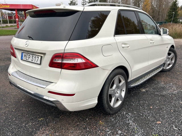 1423358-5 Mercedes-Benz ML 350 BlueTEC 4MATIC 7G-Tronic Plus, 258hk, 2012