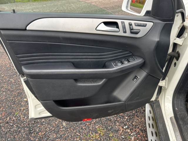 1423358-9 Mercedes-Benz ML 350 BlueTEC 4MATIC 7G-Tronic Plus, 258hk, 2012