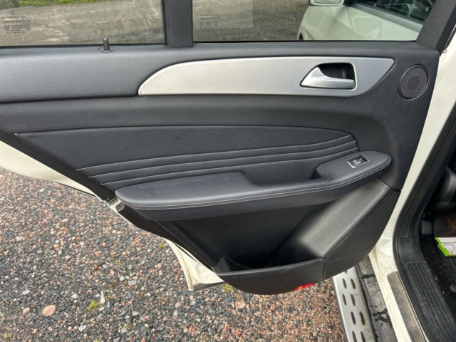 1423358-26 Mercedes-Benz ML 350 BlueTEC 4MATIC 7G-Tronic Plus, 258hk, 2012