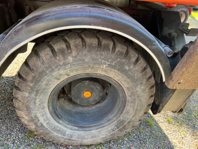 1437806-26 Hjulgrävare Åkerman H7Mc -88 "Miljömotor" 14627 tim med skopor