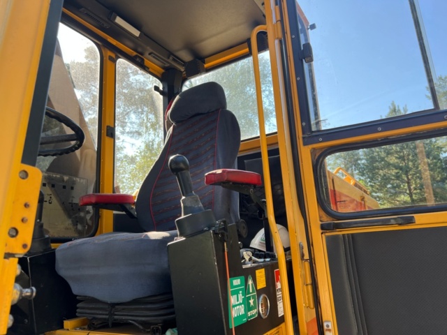 1437806-34 Hjulgrävare Åkerman H7Mc -88 "Miljömotor" 14627 tim med skopor