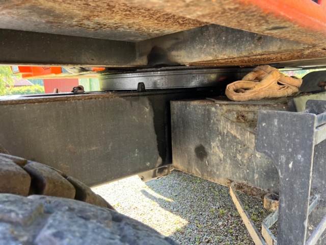 1437806-36 Hjulgrävare Åkerman H7Mc -88 "Miljömotor" 14627 tim med skopor