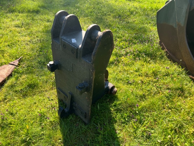 1437806-51 Hjulgrävare Åkerman H7Mc -88 "Miljömotor" 14627 tim med skopor