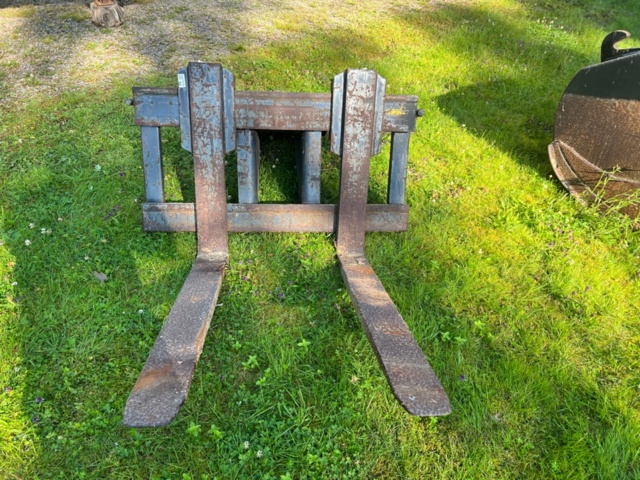 1437806-54 Hjulgrävare Åkerman H7Mc -88 "Miljömotor" 14627 tim med skopor