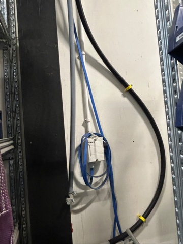 1344019-5 Väggtravers med eltalja Liftket 250 kg