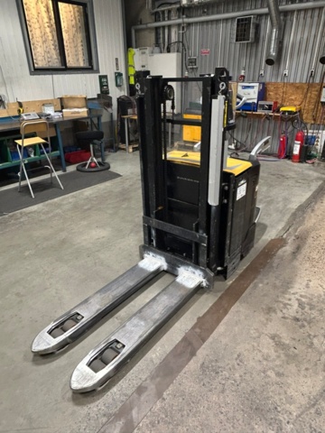 1344022-4 Elstaplare CAT