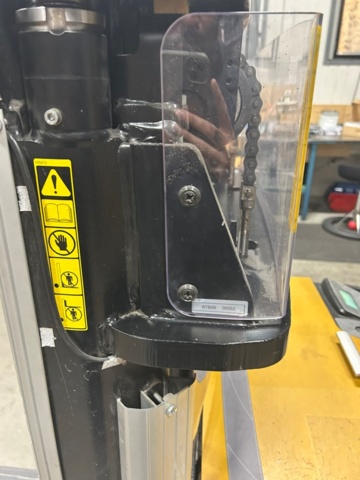 1344022-7 Elstaplare CAT