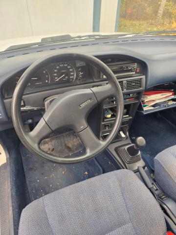 1429103-18 Toyota Corolla 5-door Liftback 1.6 Manual, 90hp, 1988