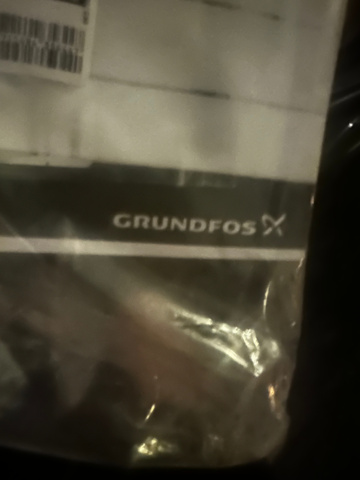 1044692-5 Vertical pump Grundfos CRE5-5 A-FGJ-AE-HQQE