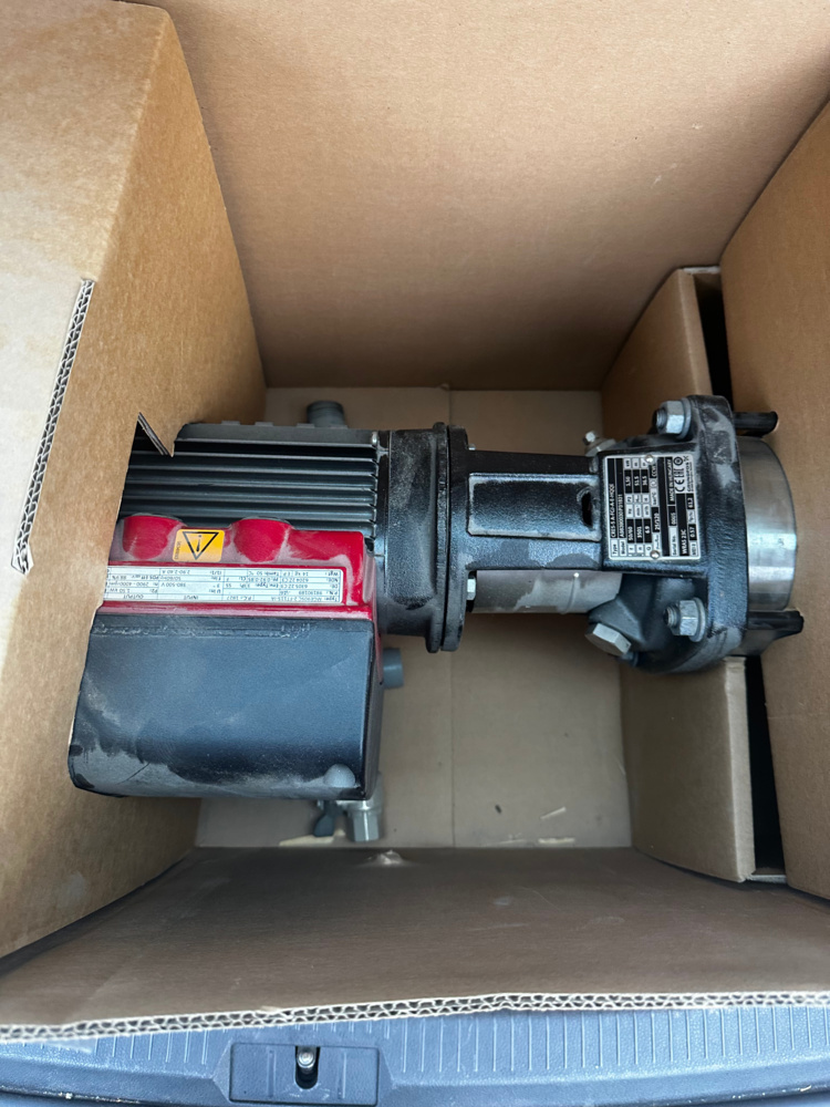 1044692-1 Vertical pump Grundfos CRE5-5 A-FGJ-AE-HQQE