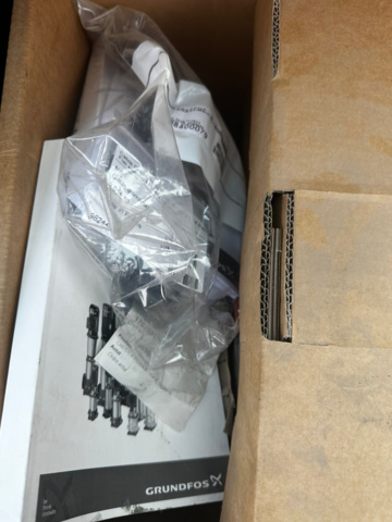 1044692-4 Vertical pump Grundfos CRE5-5 A-FGJ-AE-HQQE