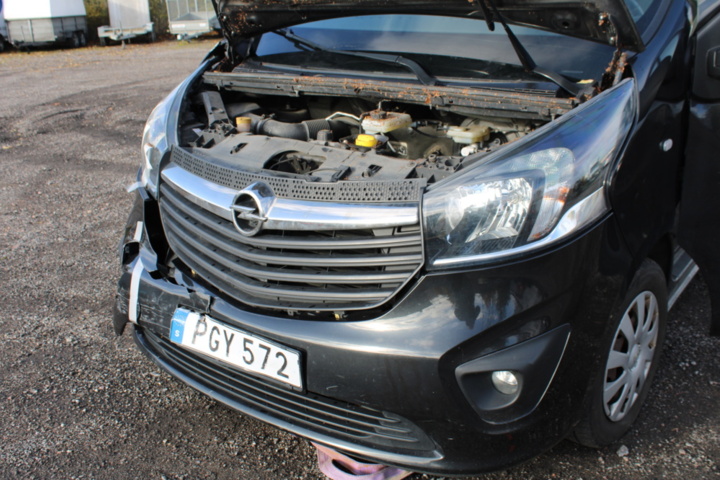 1437812-9 Opel Vivaro 1.6 CDTI BIturbo Manuell, 125hk, 2017 (renoveringsobjekt)