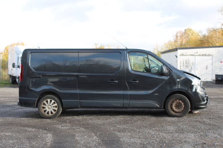 1437812-6 Opel Vivaro 1.6 CDTI BIturbo Manuell, 125hk, 2017 (renoveringsobjekt)