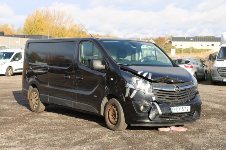 1437812-7 Opel Vivaro 1.6 CDTI BIturbo Manuell, 125hk, 2017 (renoveringsobjekt)