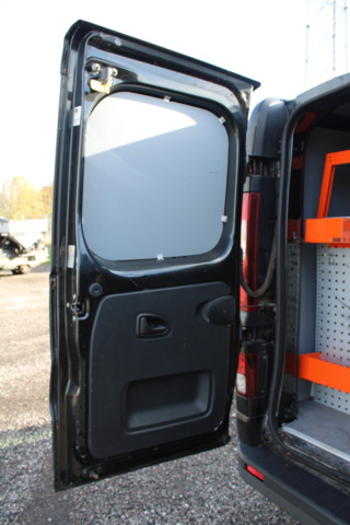 1437812-26 Opel Vivaro 1.6 CDTI BIturbo Manuell, 125hk, 2017 (renoveringsobjekt)