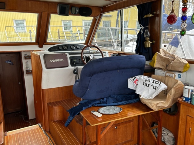 1371112-42 Uniflite/Chris Craft Concertible 42 -1979