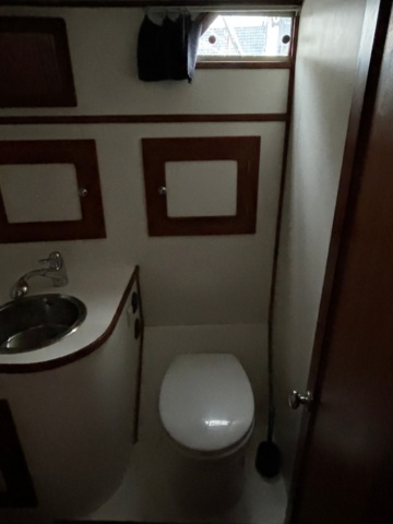 1371112-56 Uniflite/Chris Craft Concertible 42 -1979