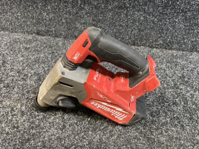 1438231-2 Milwaukee M18 FHX Rotary Hammer