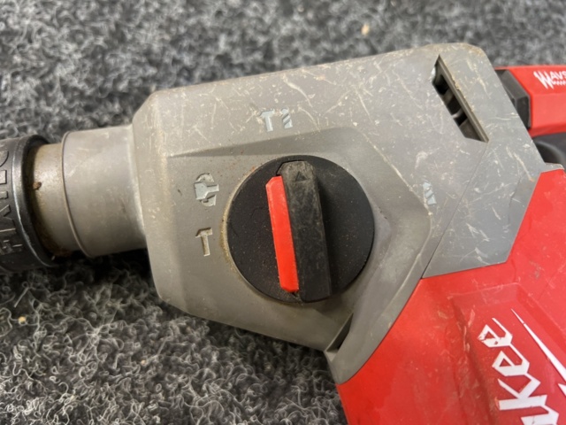 1438241-6 Borrhammare Milwaukee M18 FHX