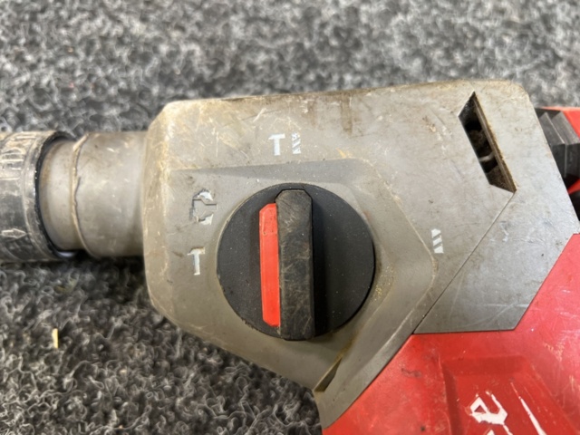 1438242-7 Borrhammare Milwaukee M18 FHX