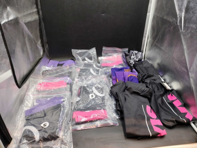 1433601-1 Träningstights, ca 20 st – Six Deuce, stl Small