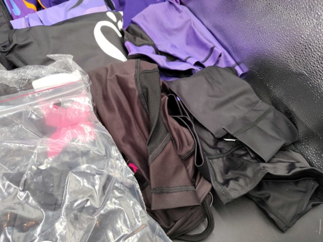 1433602-6 Träningstights, ca 20 st – Six Deuce, stl S