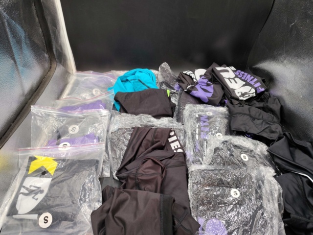 1433604-1 Träningstights, ca 20 st – Six Deuce, stl S