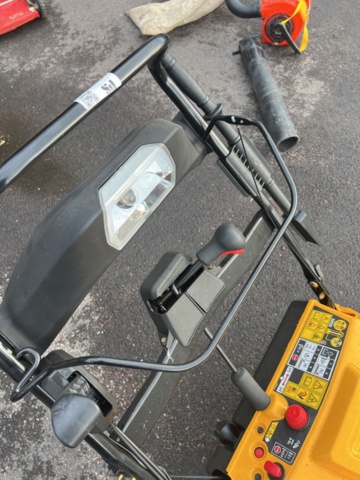 1420238-5 Snöslunga - Cub Cadet