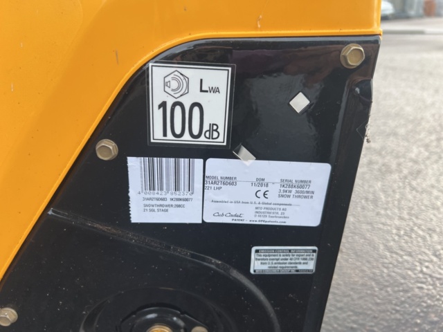 1420238-6 Snöslunga - Cub Cadet