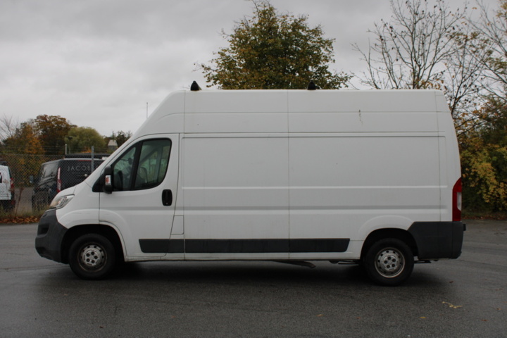 1437814-2 Citroën Jumper 35 2.2 HDi FAP Manuell, 150hk, 2015