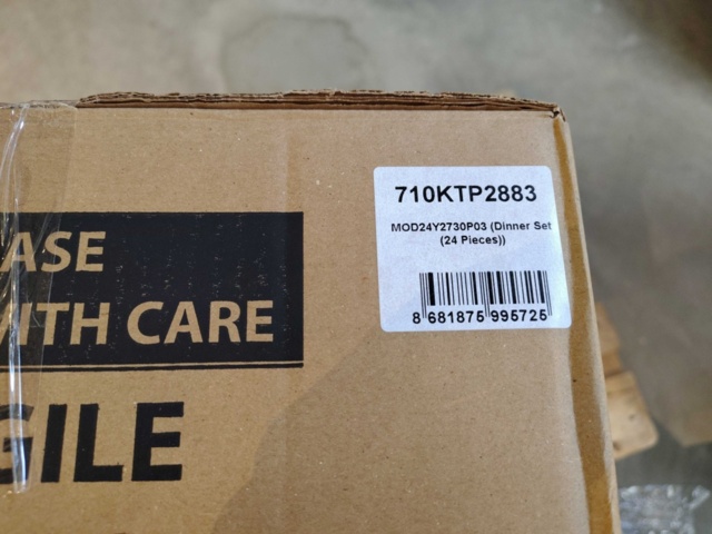 1434752-2 Matservis, 24 delar – Porslin, ljusgrön glasyr, rund design