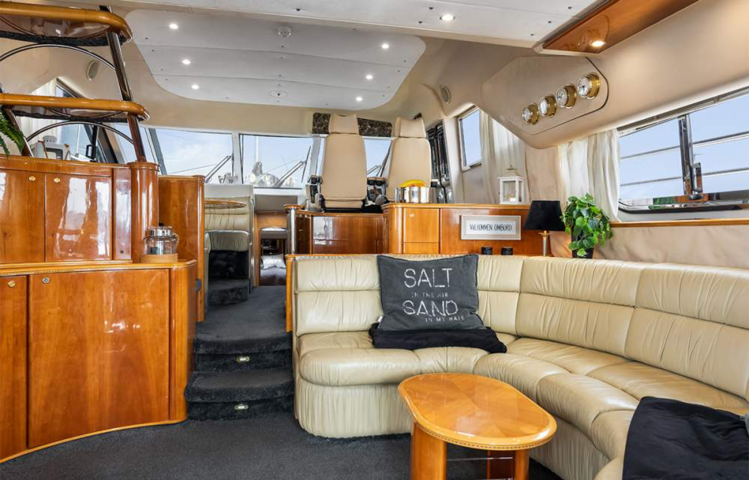 1438545-9 Luxury yacht Princess 60 Fly