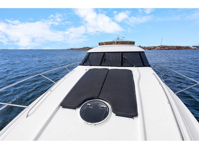 1438545-23 Luxury yacht Princess 60 Fly