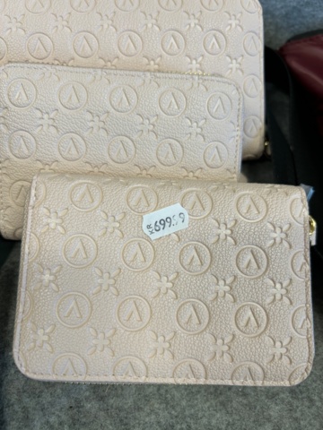 1368199-24 Lot of bags and accessories - Epic, Puccini, The Chesterfield Brand, etc.