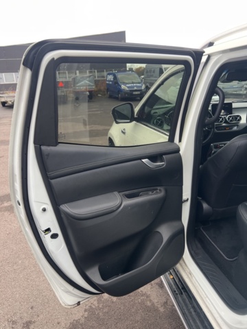 1351349-18 Mercedes-Benz X 350 d 4MATIC 7G-Tronic Plus, 258hk -2019