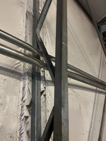 1305233-35 Tälthall om ca: 300m2 monterad mot byggnad – med portar och belysning