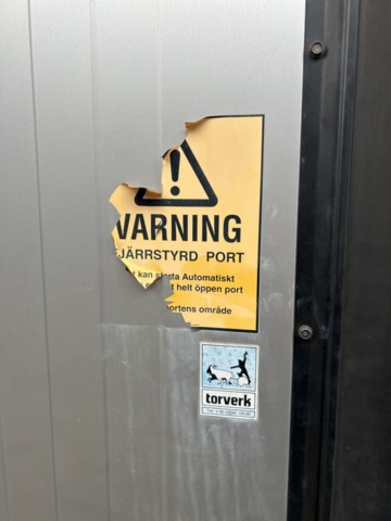 1305234-4 Industriport från Torverk, motorstyrd