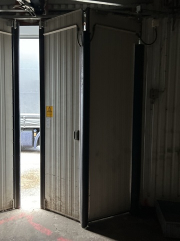 1305234-7 Industriport från Torverk, motorstyrd