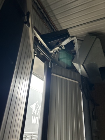 1305234-11 Industriport från Torverk, motorstyrd