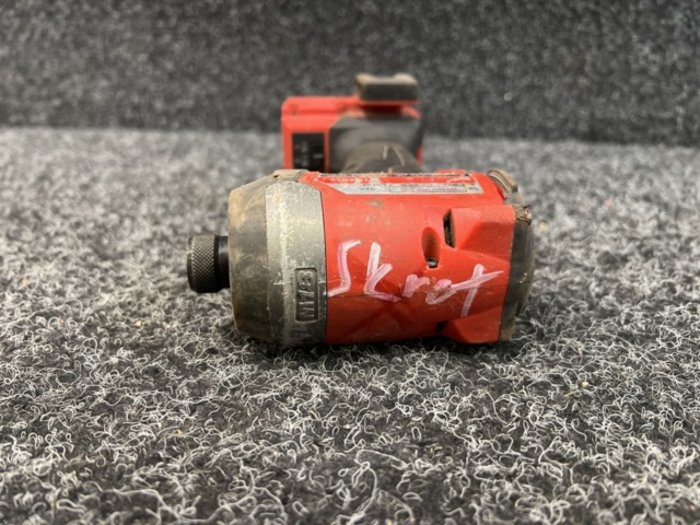 1438415-5 Impact screwdriver Milwaukee M18 FID3