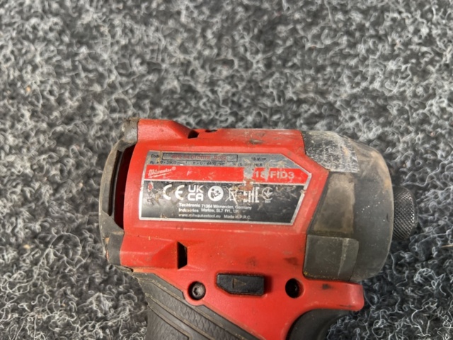 1438415-6 Impact screwdriver Milwaukee M18 FID3