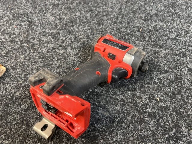 1438416-3 Impact screwdriver Milwaukee M18 FID3