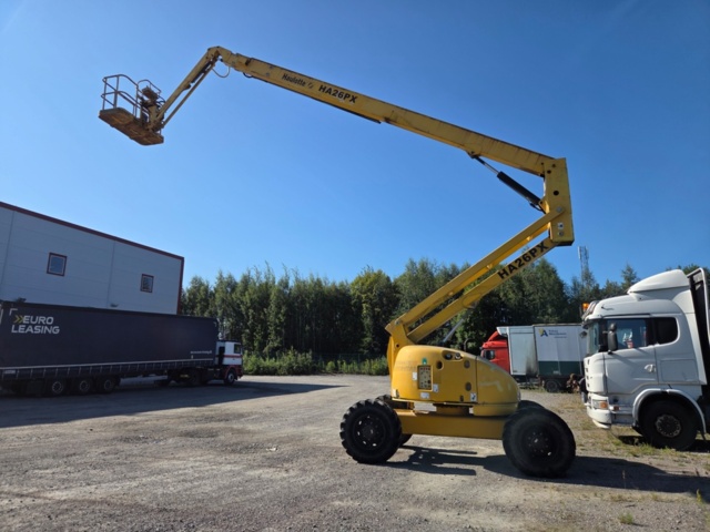 1055154-1 Bomlift med arbetskorg - Haulotte HA26PX -2002 - UPPDATERAD MED BILDER