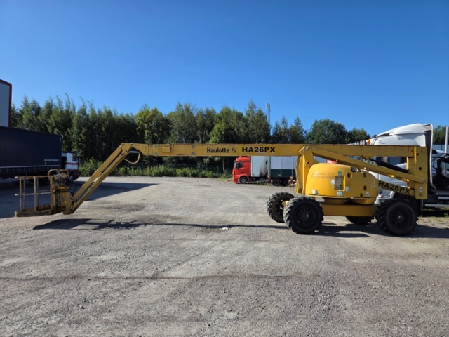 1055154-3 Bomlift med arbetskorg - Haulotte HA26PX -2002 - UPPDATERAD MED BILDER