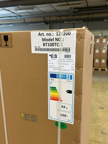 1438629-6 15 kW luft/vatten värmepump från Energy Save anslut till befintligt värmesystem. Bufferttank K66